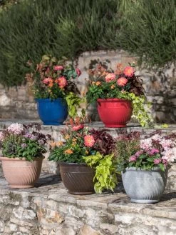 Mazzano Self-Watering Planters -Pots - Planters Store 8596570 4963 tif