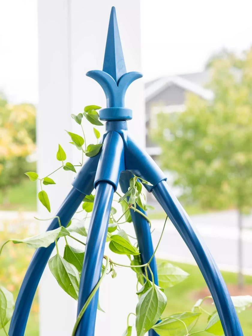 Fleur De Lis Obelisk, 67" 4 Fleur De Lis Obelisk, 67" - Image 2