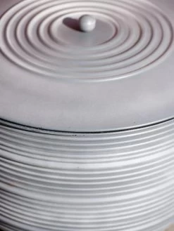 Ribbed Hose Pot With Lid -Pots - Planters Store 8613332 0027