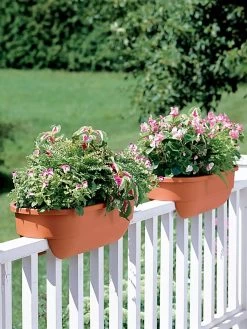 Pots - Planters Store 26 2' X 4' Railing Planter, 25"